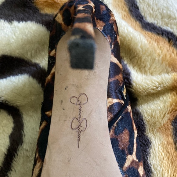 High heals - Picture 3 of 4